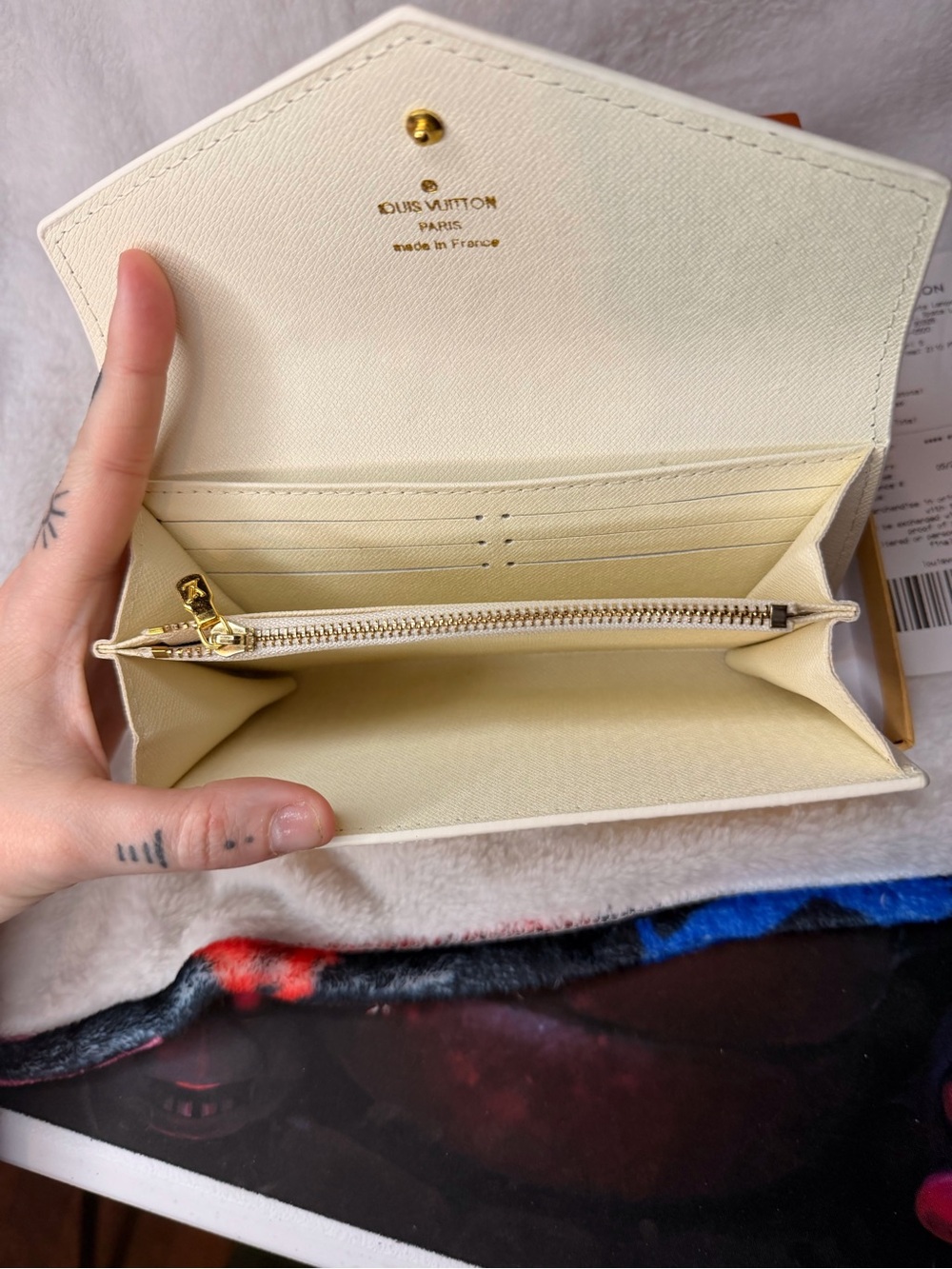 Damier Azur Envelope Wallet - White/Blue - Picture 3 of 8